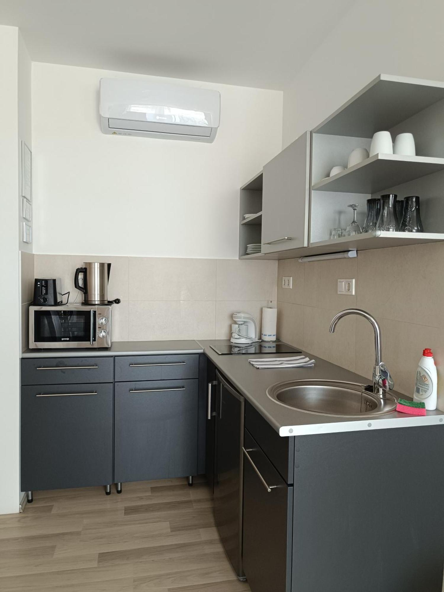 Ujhely Apartmanhaz Шиофок Экстерьер фото