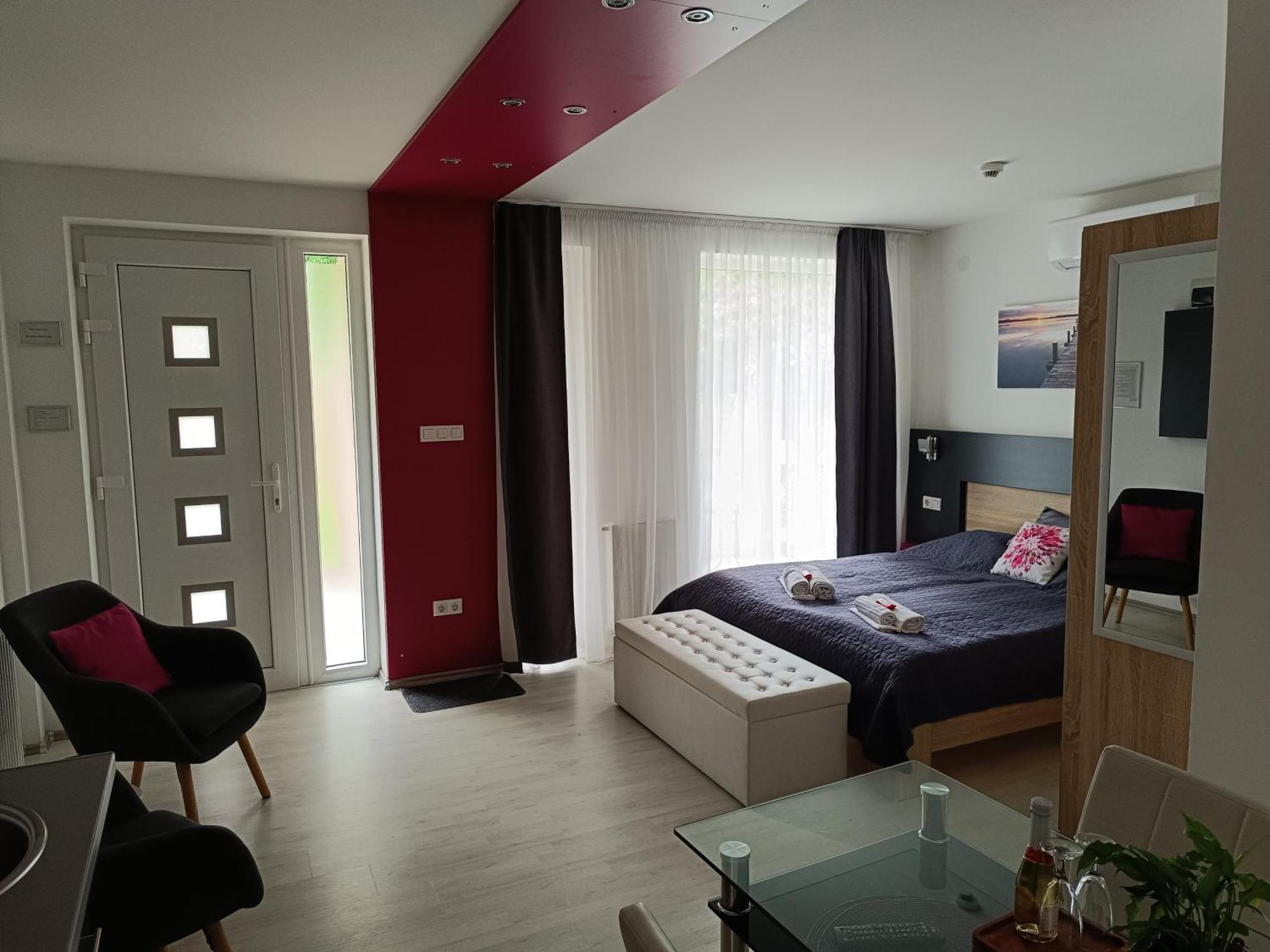 Ujhely Apartmanhaz Шиофок Экстерьер фото