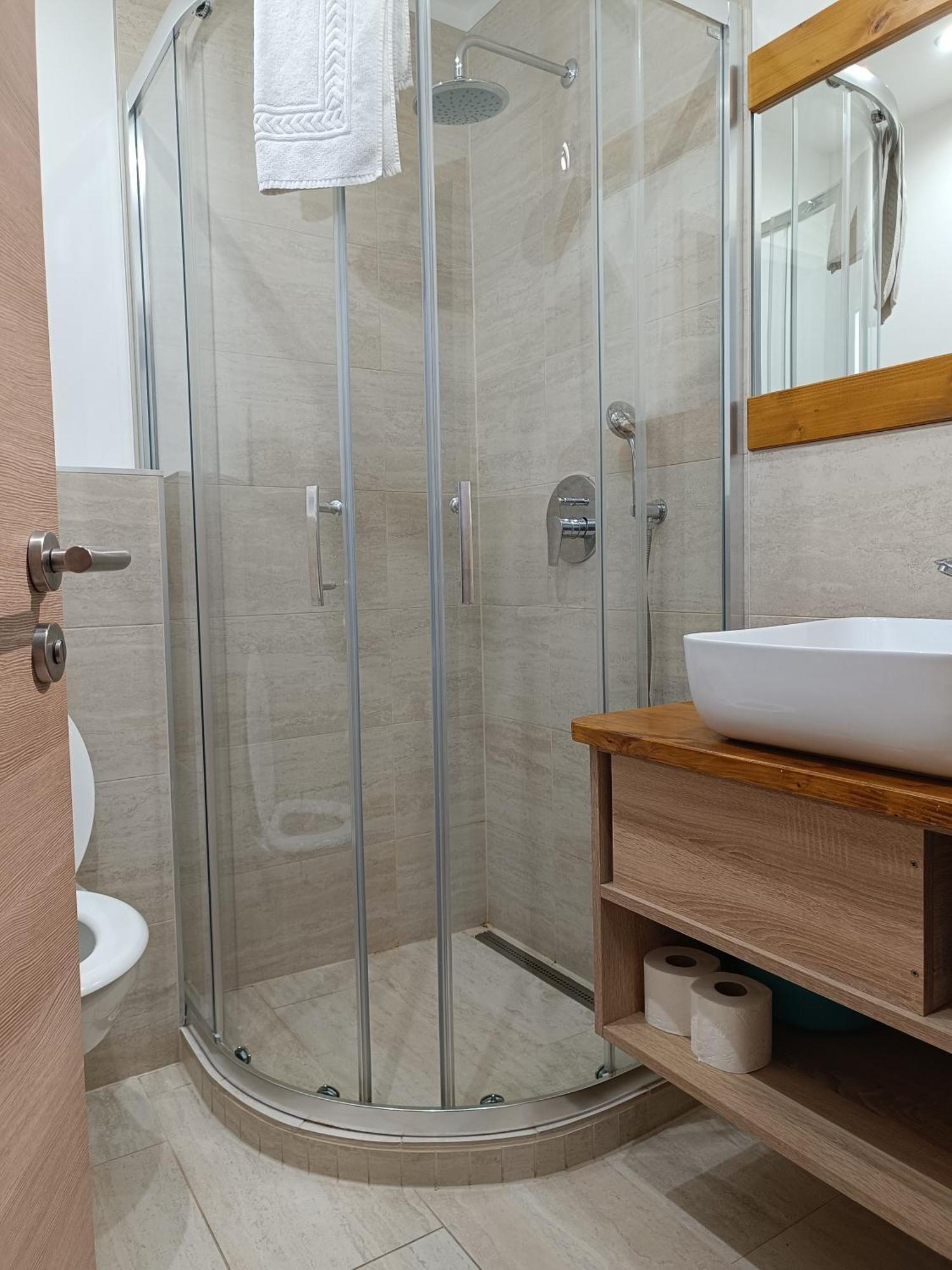 Ujhely Apartmanhaz Шиофок Экстерьер фото