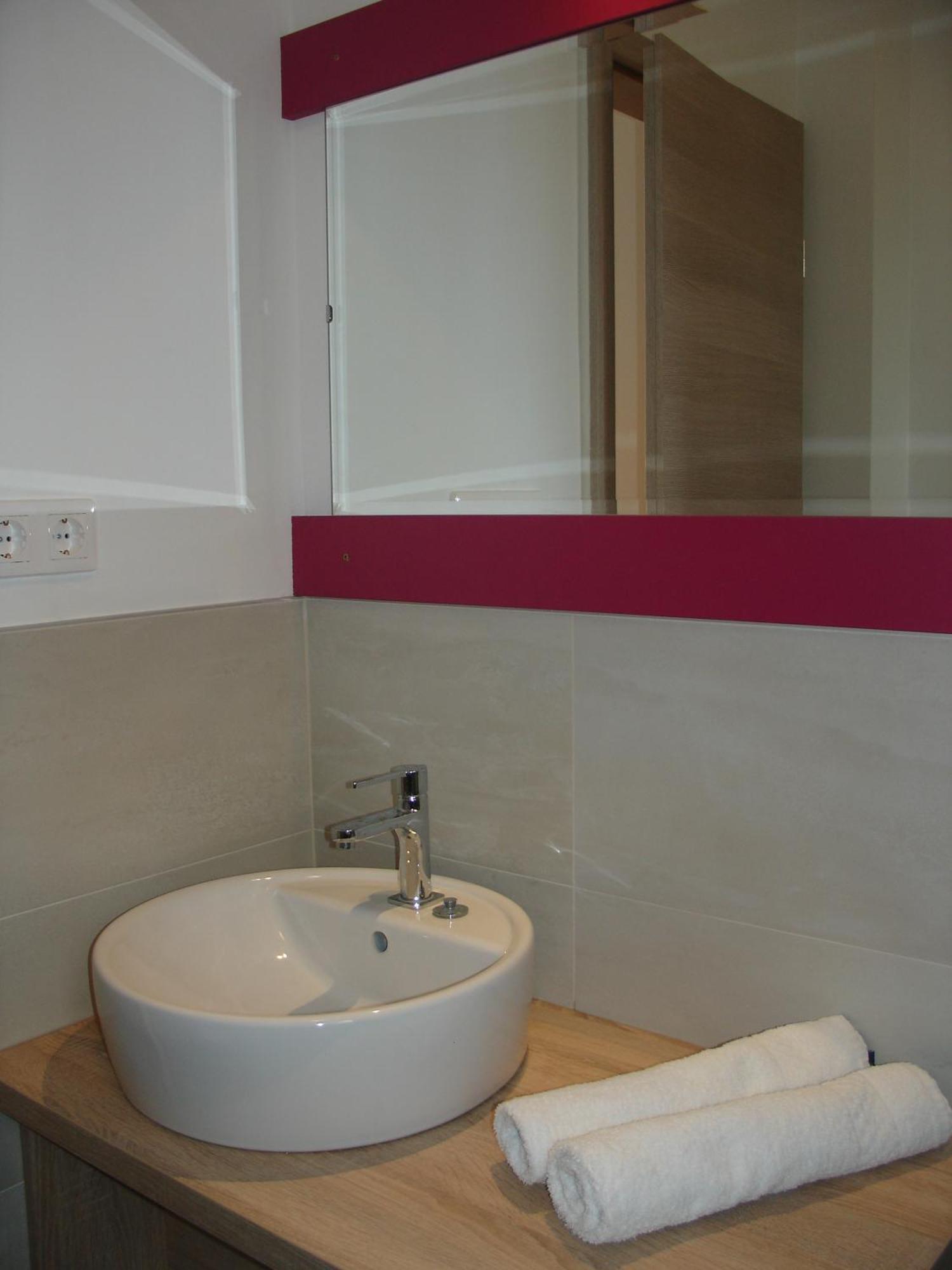 Ujhely Apartmanhaz Шиофок Экстерьер фото